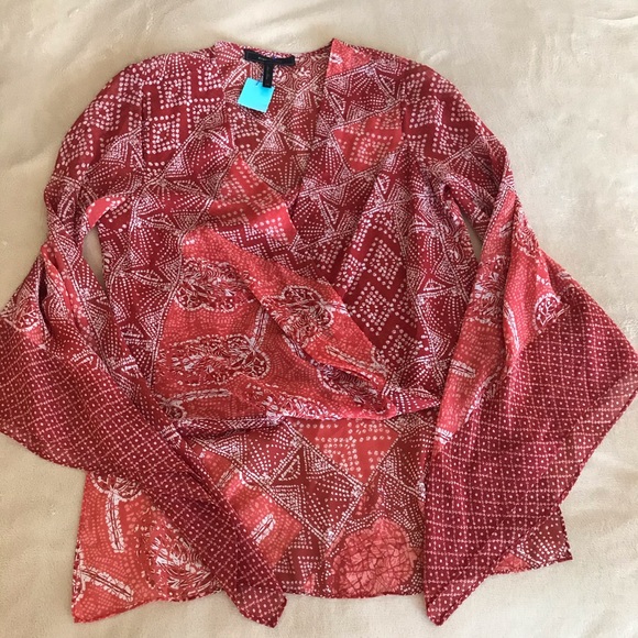 BCBGMaxazria Hi/Low V-Neck Blouse - Size XS - Picture 4 of 10